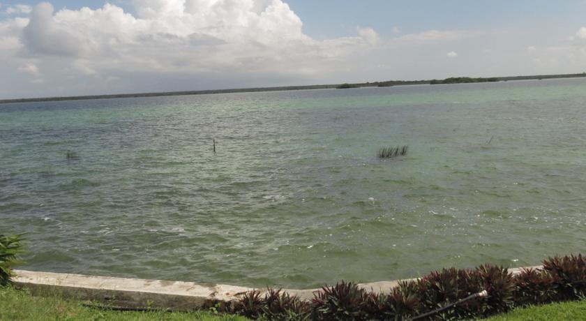 Bacalar Casa Lahar Hostel Bagian luar foto